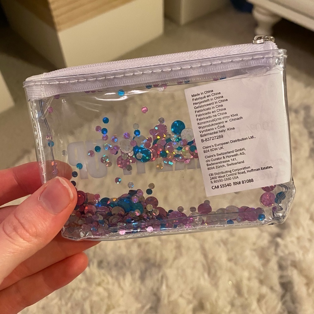 SHAKE It Up Pouch - Claire’s - Picture 3 of 6